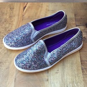Avon Cushion Walk memory foam slip on shoes - NWOT